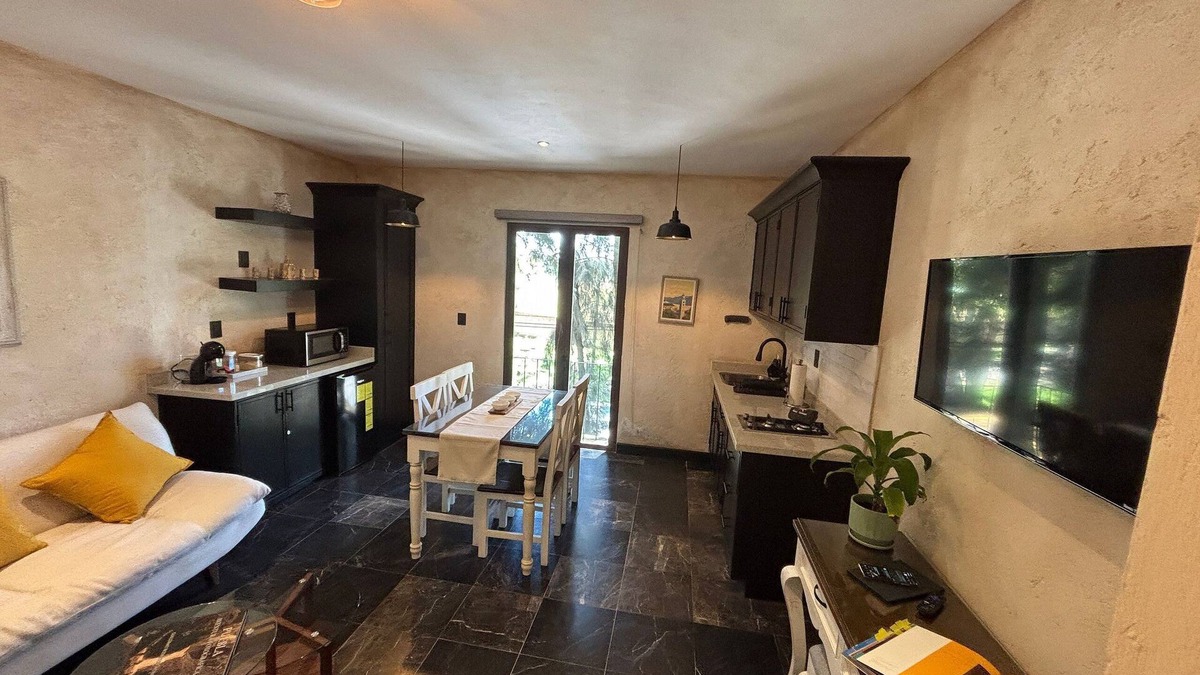 Tlaxco Apartment | Casa Turicum: Your Romantic Refuge in Val'Quirico