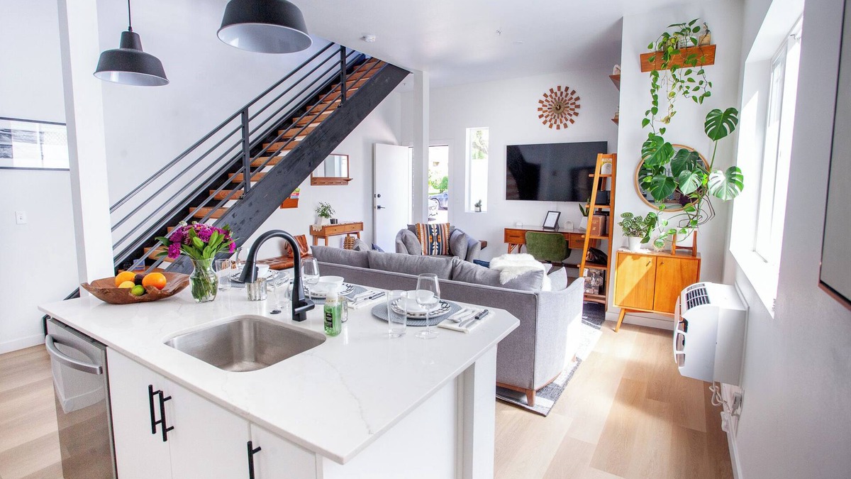 Buckman Neighborhood House | Casa Vaca 3 Story Townhome in the Heart of Kerns East Side Foodie Heaven