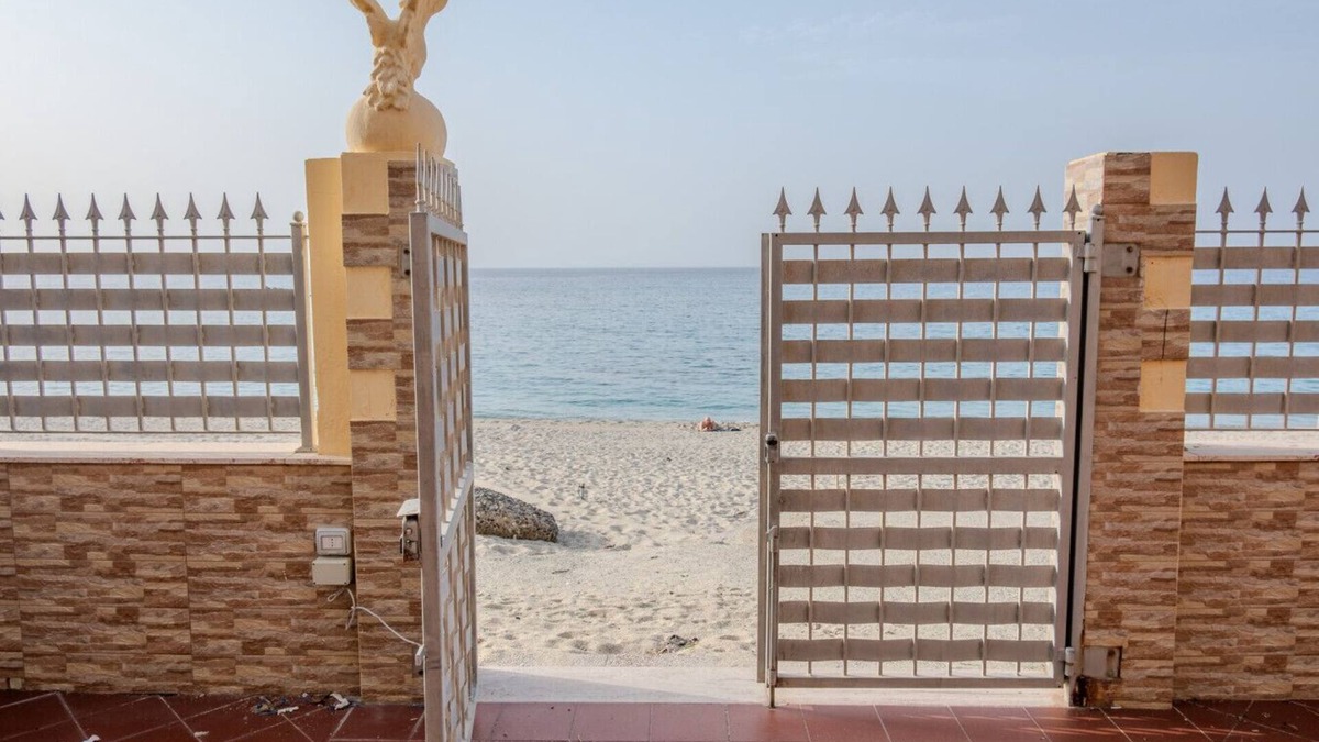 Vibo Marina Villa | Casa Vacanza "Apri il Cancello e sei in Acqua"
