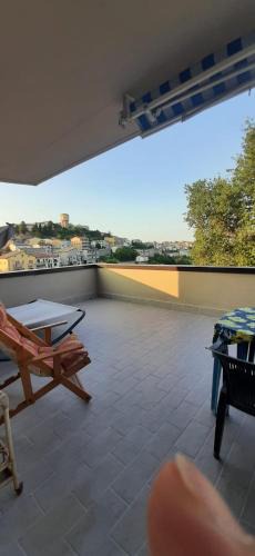 Mafalda Apartment | Casa vacanza Colle Renazzo con terrazzo in collina 15 min. dal mare