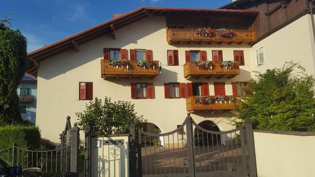 Romeno Apartment | Casa Vacanze Paola
