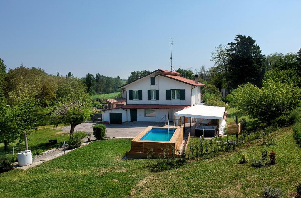 Montegridolfo House | Casa Vacanze Raggio Di Sole