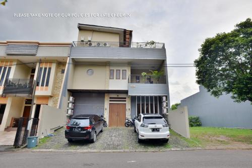 Serpong House | Casa Vanda Guesthouse