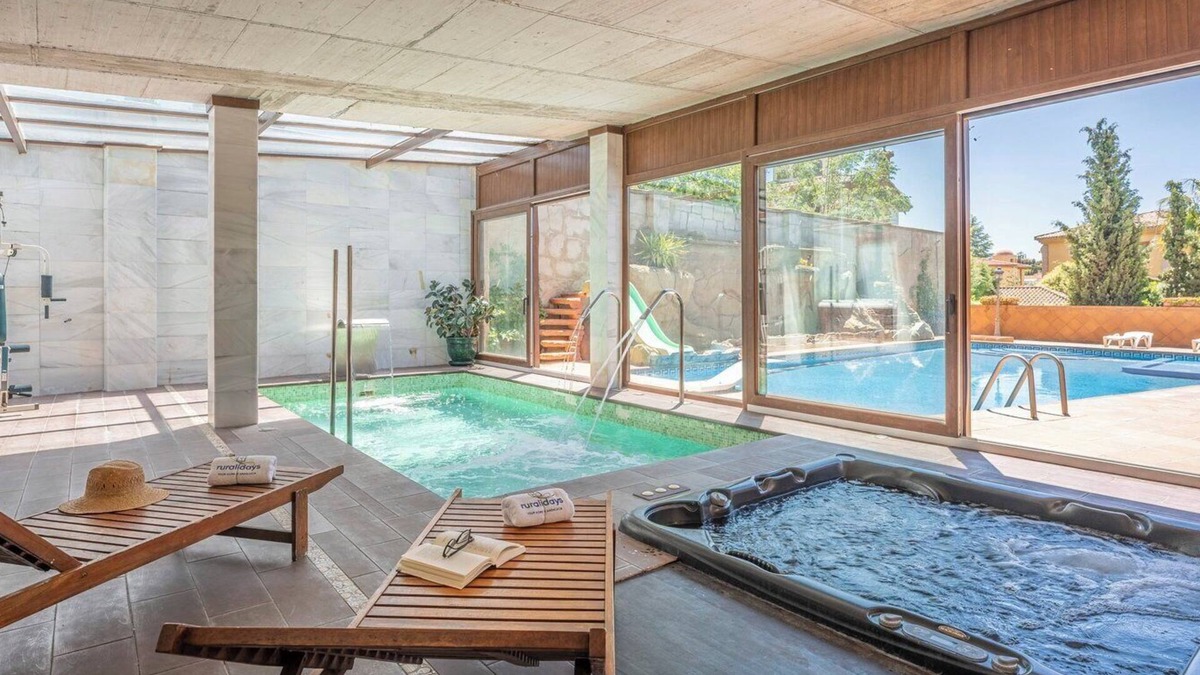 Otura Villa | Casa Viña del Rey Otura by Ruralidays