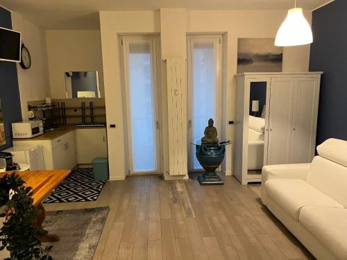 Opera Apartment | Casa vicino a IEO e Scuola America Milano