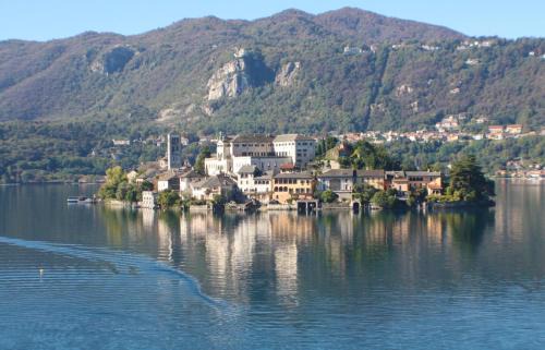 Orta San Giulio Apartment | Casa Victor