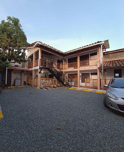Guadalajara de Buga Apartment | Casa Vieja Alba Inés
