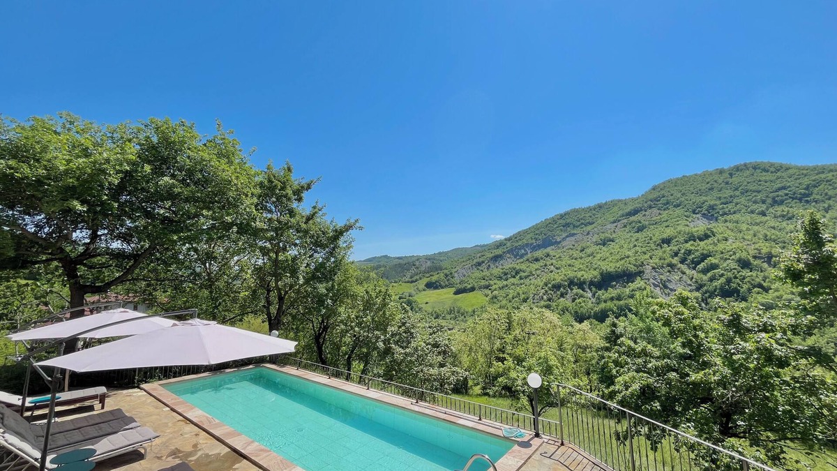 Bonzeto Villa | Casa Vigneto - Villa with Pool