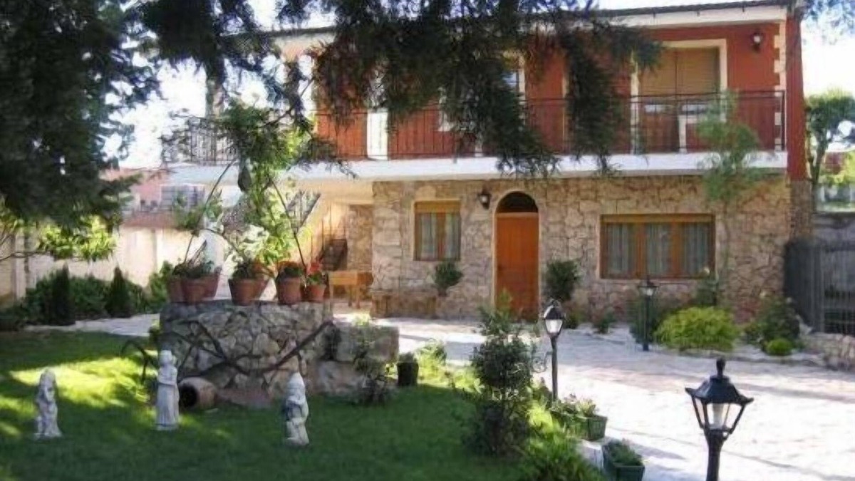 Santa Maria del Campo Cottage | Casa Villa Gómez for 16 people