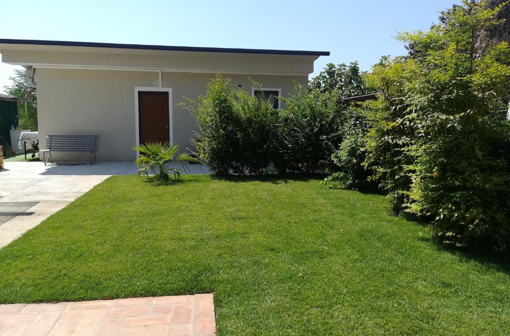 Castiglione di Cervia House | CASA VISTA LAGO (MIRABILANDIA)