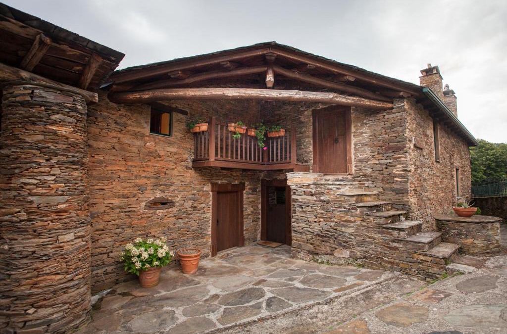 Samos House | CASA XAYMACA