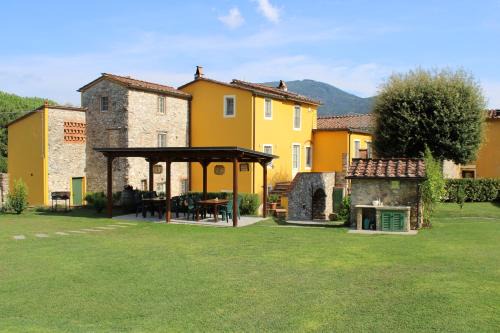 Santa Maria del Giudice House | Casal delle Rondini