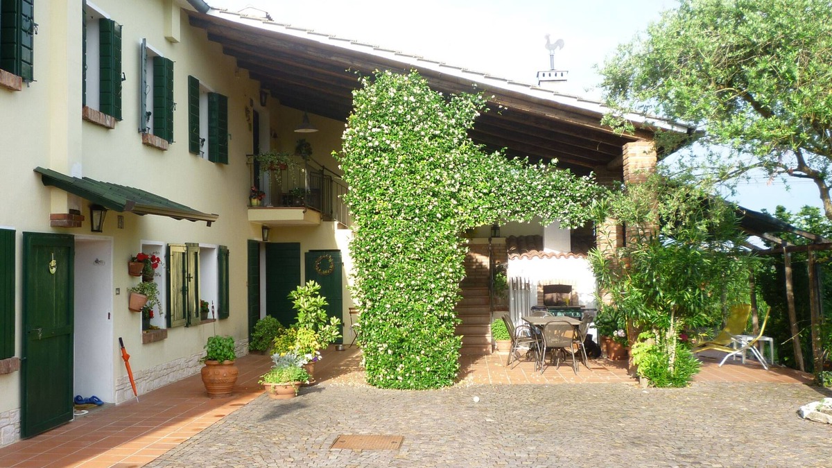 Cisano di Bardolino Villa | Casale Gelsomino First floor