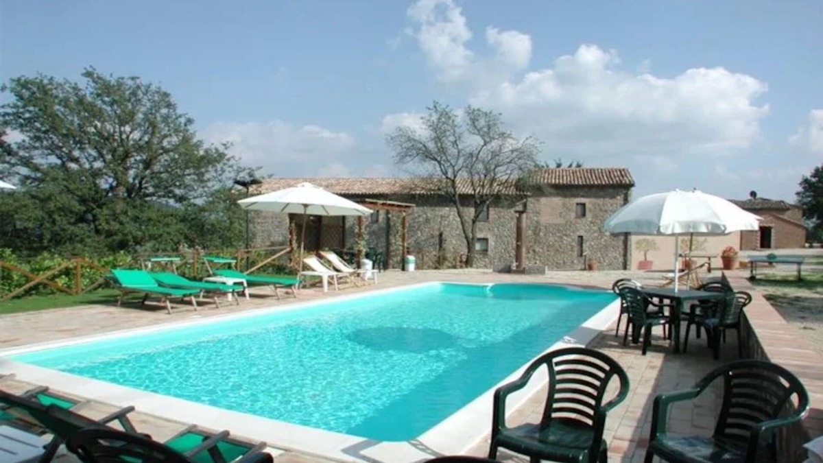 Allerona Villa | Casale Montemoro With Pool, Allerona, Italy