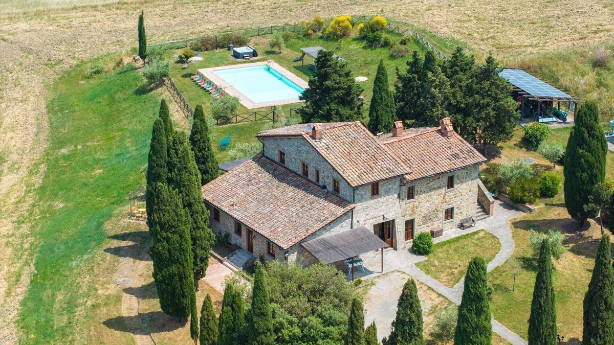 Castiglione d'Orcia Villa | Casale Santa Francesca