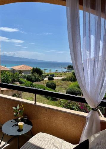 Ajaccio Apartment | Casamea - Marinella T2, Vue Mer, Plage à 2min,