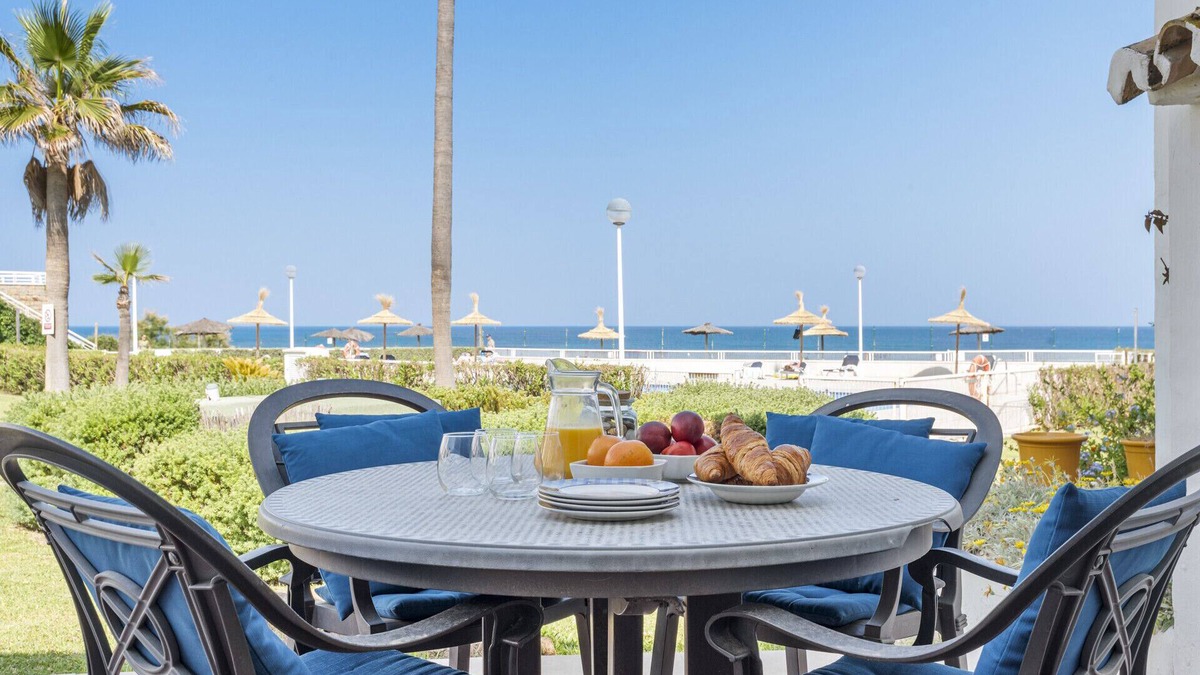 Casares del Mar House | Casares del Mar - Beachside 3 Bed!