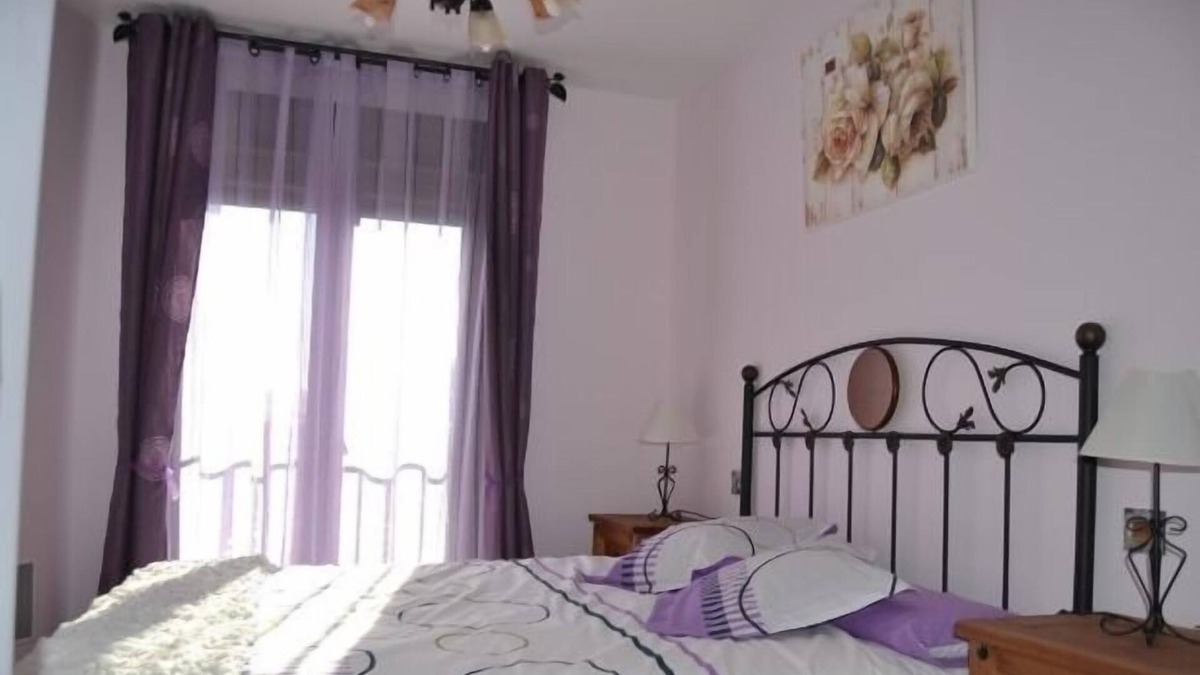 Bernuy-Salinero Cottage | Casas Rurales "El Dolmen" y "La Senderilla" for 3 people