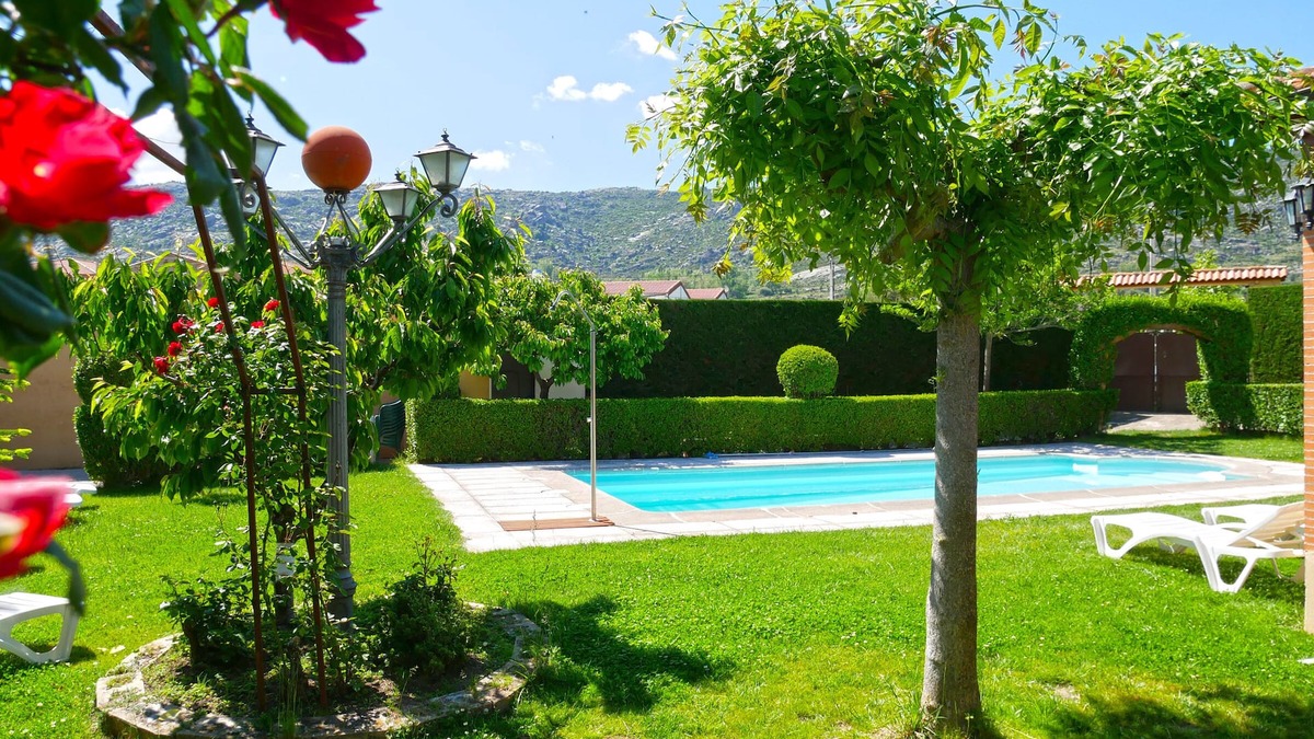 Solosancho Cottage | Casas Rurales Florentino for 2 people