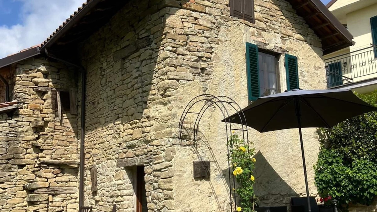 Murazzano Cottage | Casavabene Casina Capriolo - charming tiny house with tranquility and nature