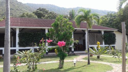 Karimunjava Resort | CasaVelion