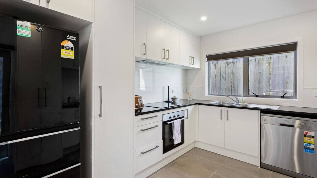Pakuranga Heights Apartment | Cascade Cottage with Parking and Wi-Fi