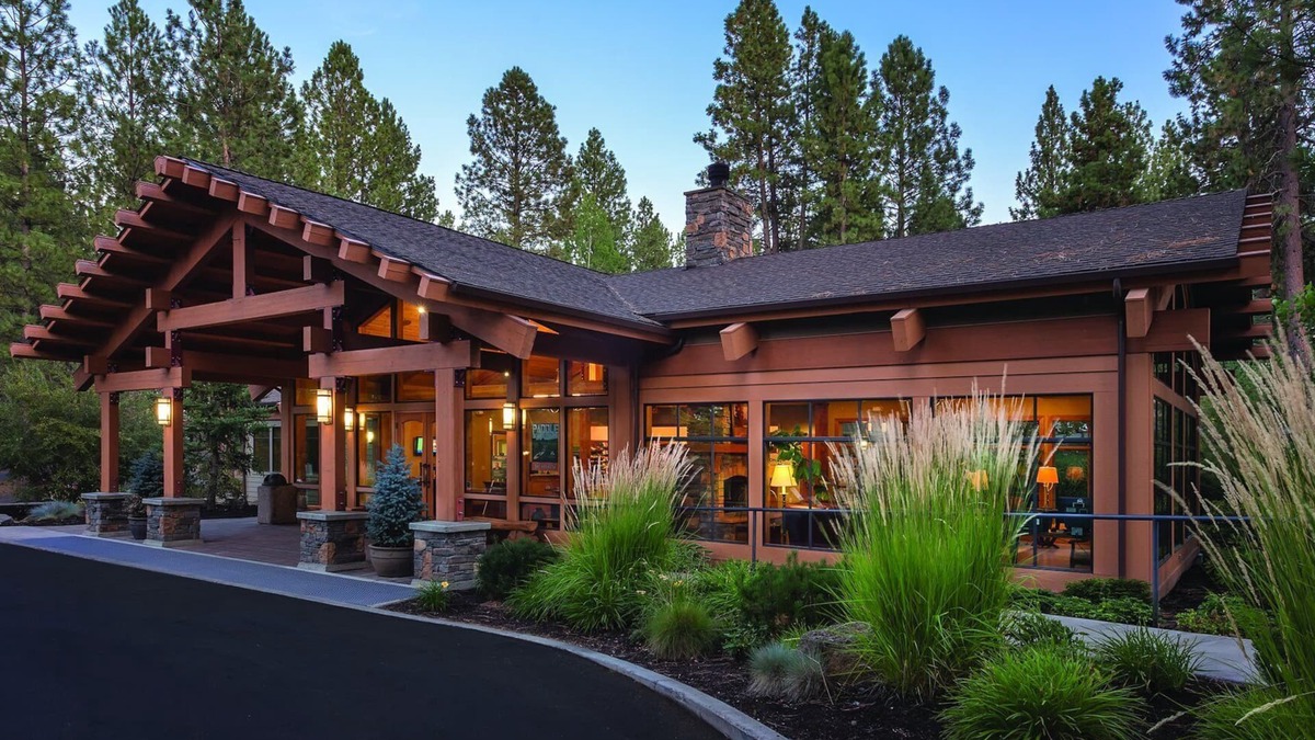 Bend Resort | Cascade Mountains are mind blowing !