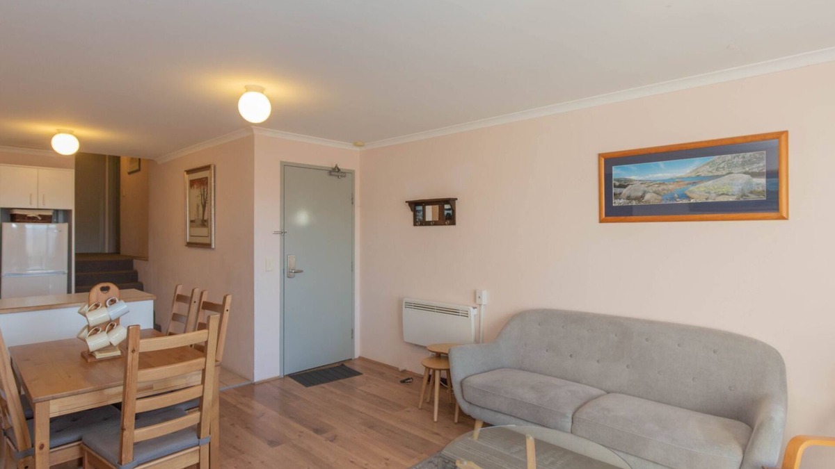 Jindabyne Apartment | Cascades - 13/3 Kurrajong Street