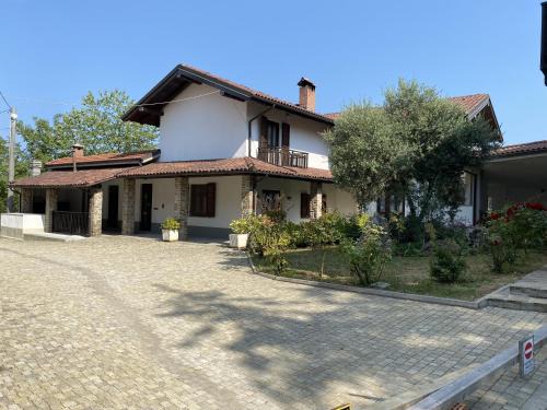 Cravanzana Apartment | Case Vista Alta Langa, Studio Belbo