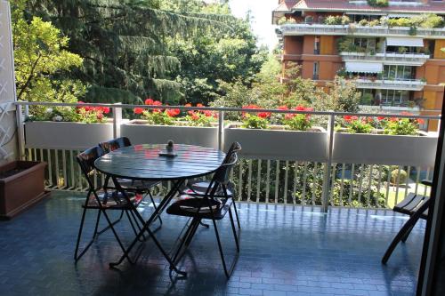 Milano Due Apartment | CaseOspitali - Casa Alberata, trilocale nel verde a pochi minuti dal San Raffaele