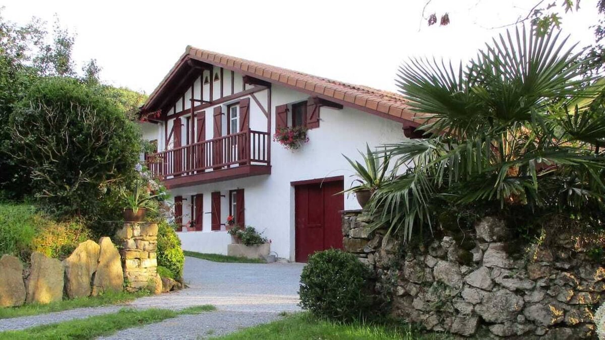 Irun Cottage | Caserio AGIÑAGA, rural study Esmeralda