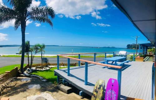 Batehaven House | Casey's Beachfront Holiday House