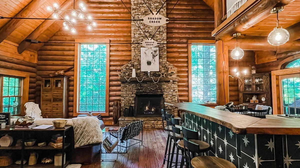 Cashiers Cabin | Cashiers Creek Front True Log 4,300 sqft Mountain Lodge, EV Charger + FiberOptic