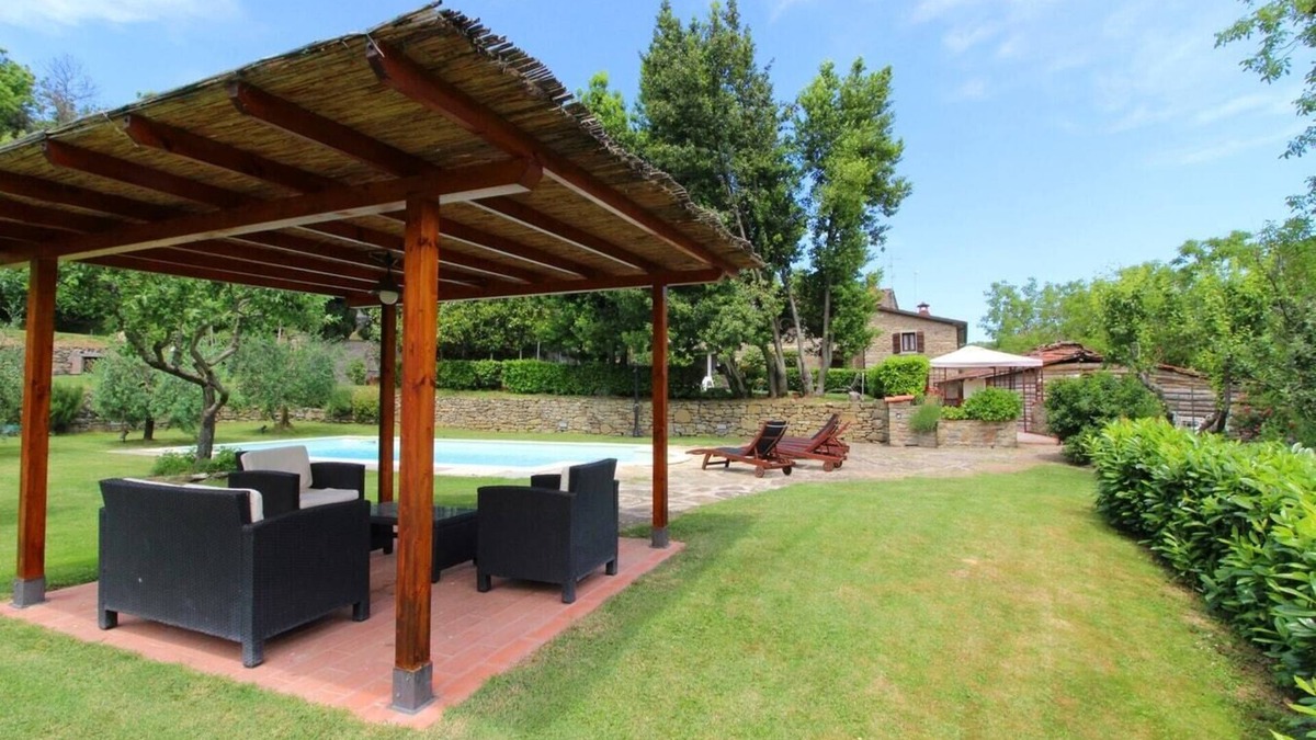 Castel Focognano Villa | Casina Sant'antonio - Little house with private pool