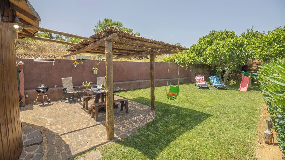 Telheiro Cottage | Casinha do Quinteiro - Relax to the sound of birds