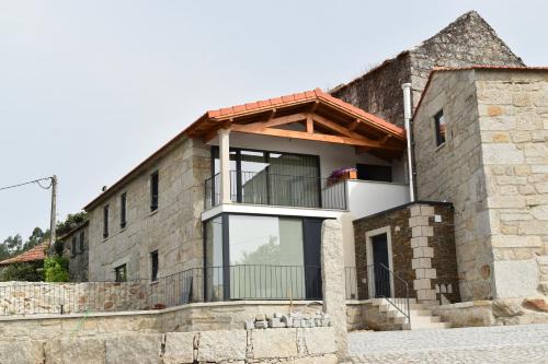 Meada House | Casinhas da eira caramulo turismo rural