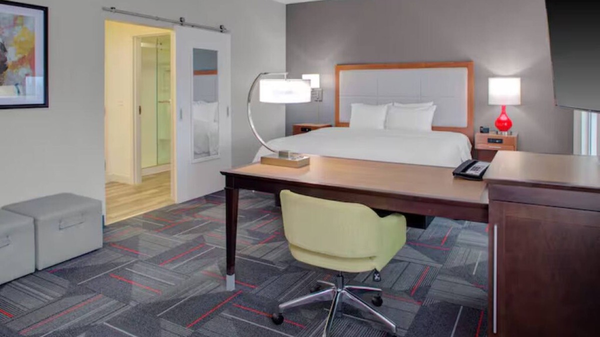 Columbus Hotel | Casino, Culture & Comfort: Columbus Stay w/Pool | Free Breakfast & WiFi