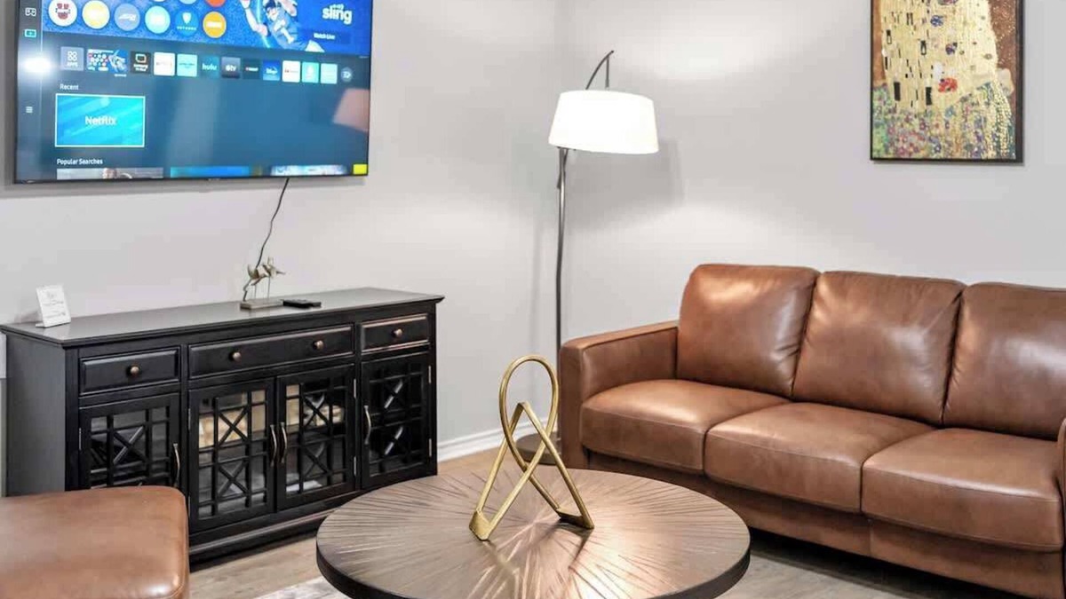 Tyler House | Casita Baxter Summary