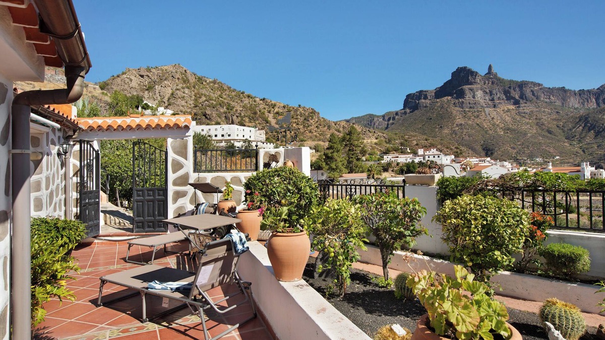 Tejeda House | Casita Bentayga with Wi-fi, Pirvate Terrace, Garden and BBQ.