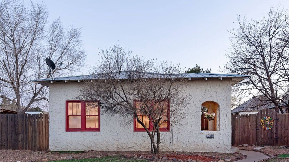 Alpine Cottage | Casita Bonita~ your home away from from home in Big Bend