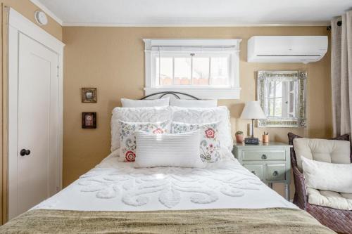 Cal Heights House | Casita Charm, Cozy Character