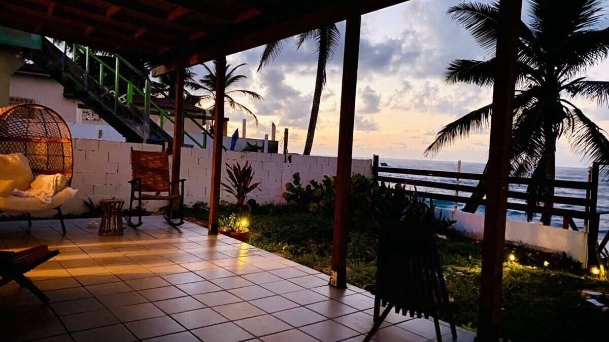 Jarealito House | Casita del Mar: romance, ocean views, yoga and nature- ideal for relaxing!