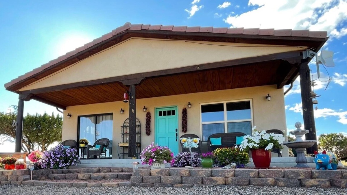 Pinon Hills House | Casita del Sol - Exceptional One Bedroom Santa Fe Home on 2.5 Acres