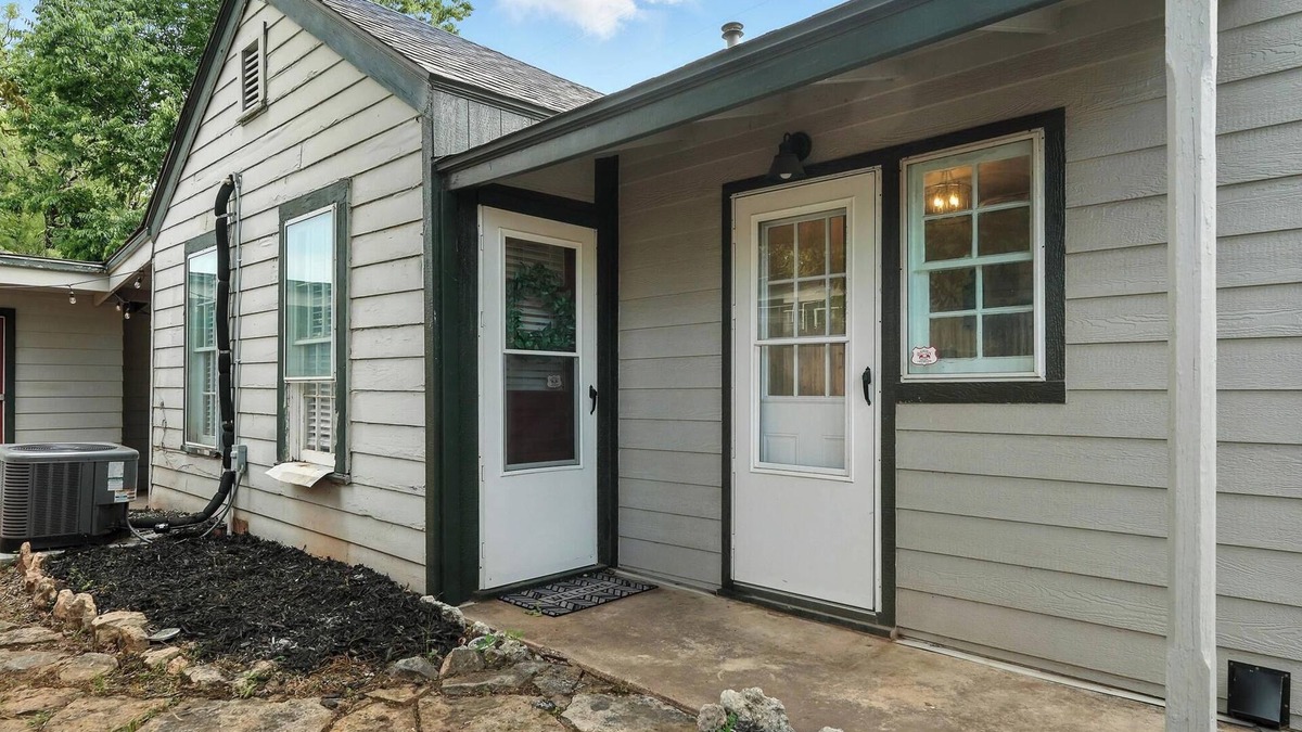 Sayles Blvd. Area Cottage | Casita Escondida - Your Hidden Refuge in Abilene