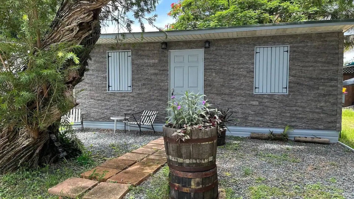 Puerto Nuevo House | Casita Eucalipto with Pool and close to Beach