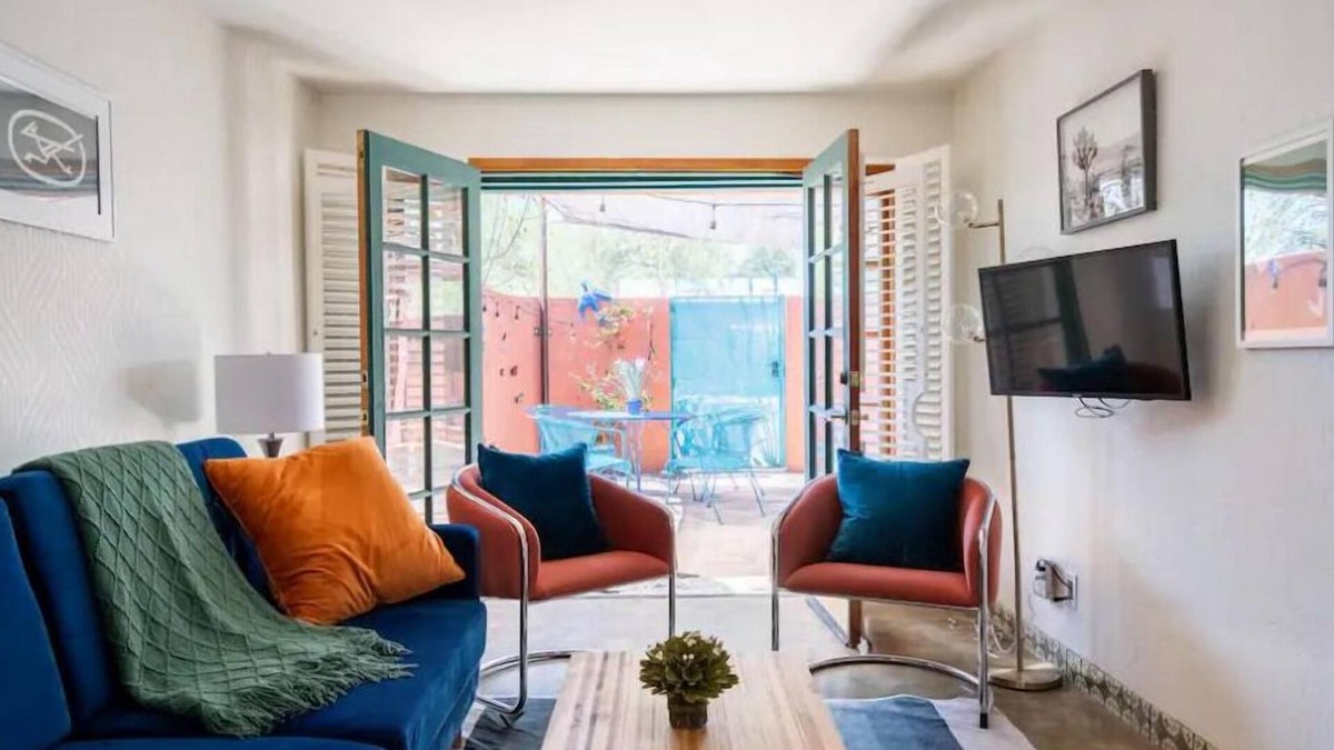 Palo Verde House | Casita Roca: The Honey~Hued Hideaway!