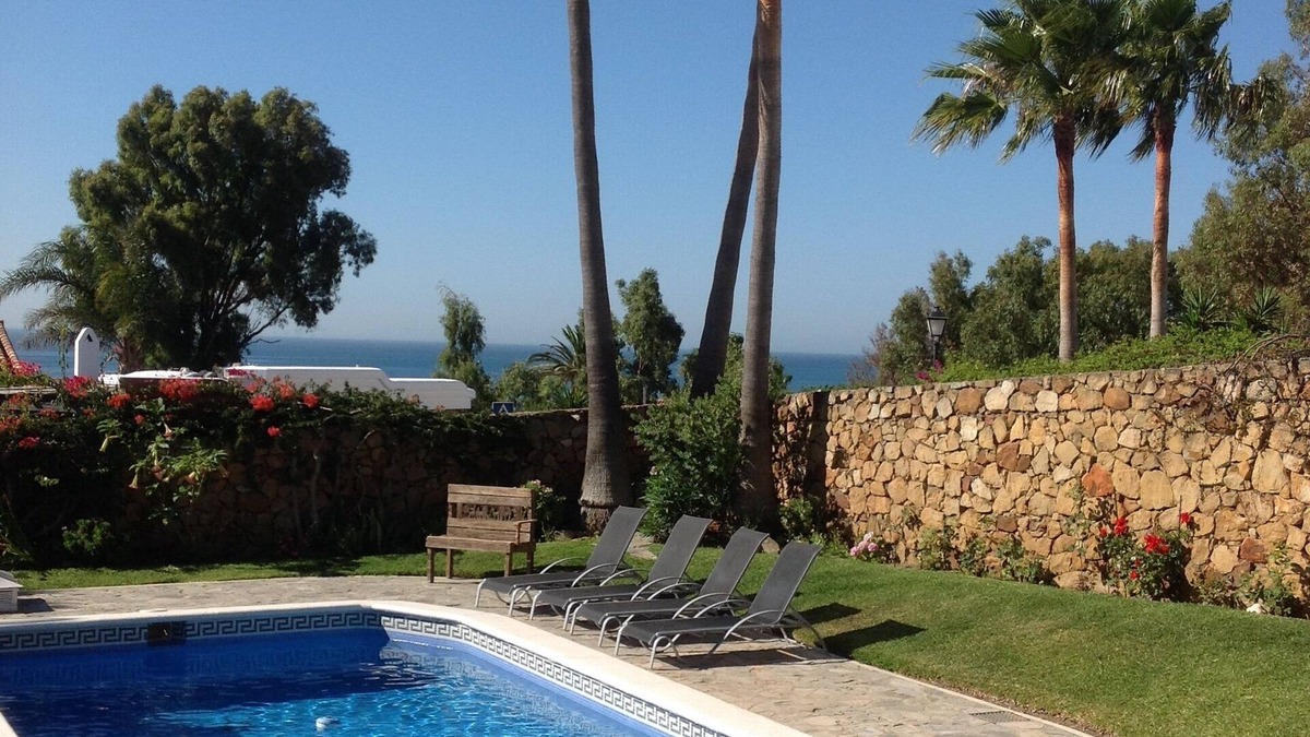San Diego Apartment | Casita with pool and sea views near Sotogrande/Duquesa
