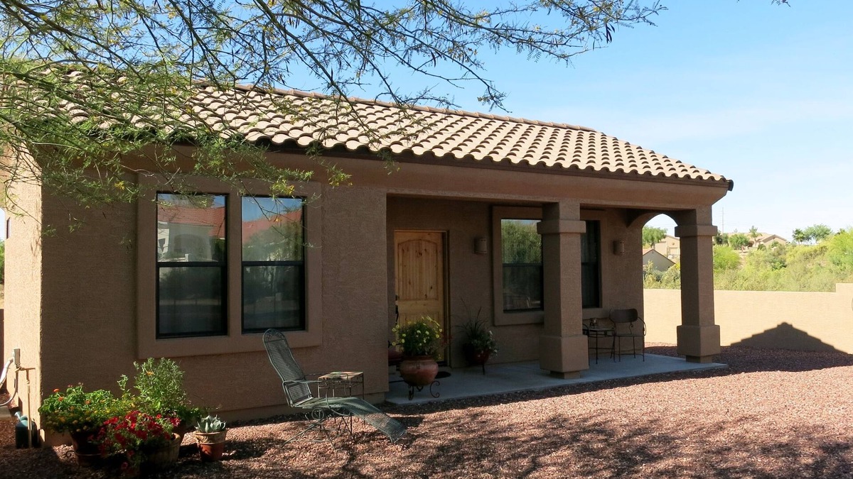 Saddle Ridge West House | Casita with Santa Fe Walls & Privacy Gates