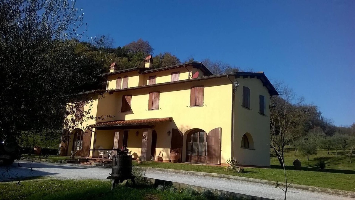 Santa Maria a Monte Apartment | Casolare Di Capilato