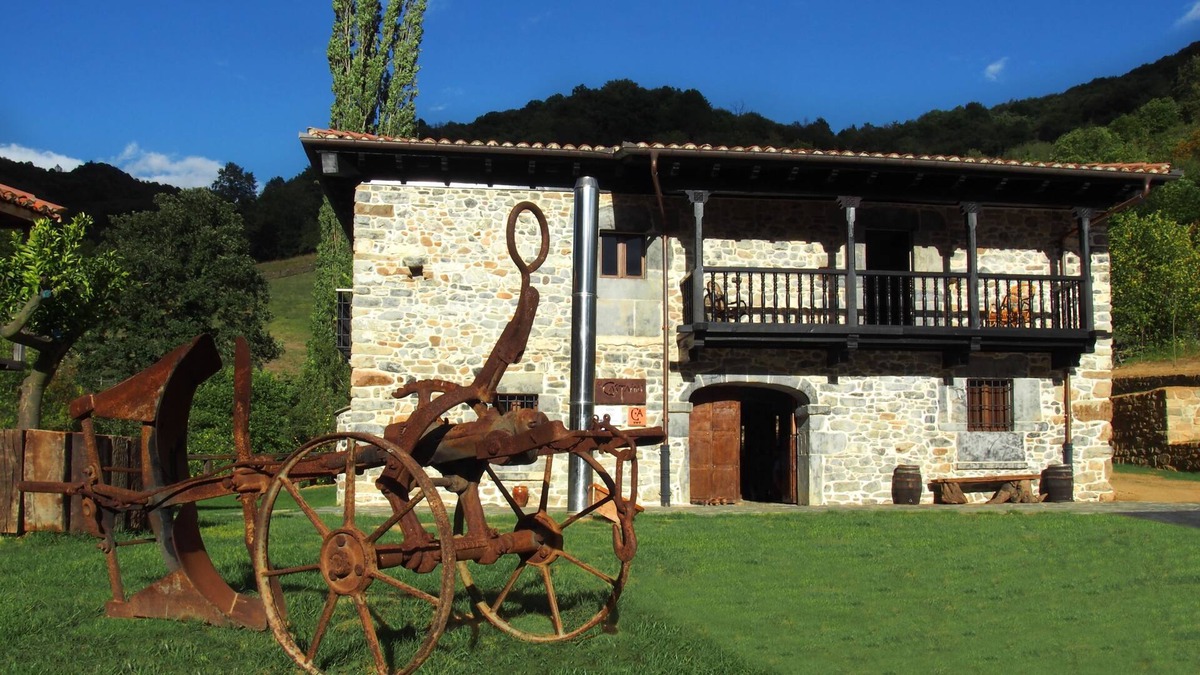 Corigos House | Casona del Castaniu